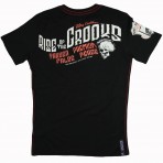 Tričko od značky Yakuza Premum v černé barvě s velkým potiskem na hrudi a na zádech od značky Yakuza Premium.